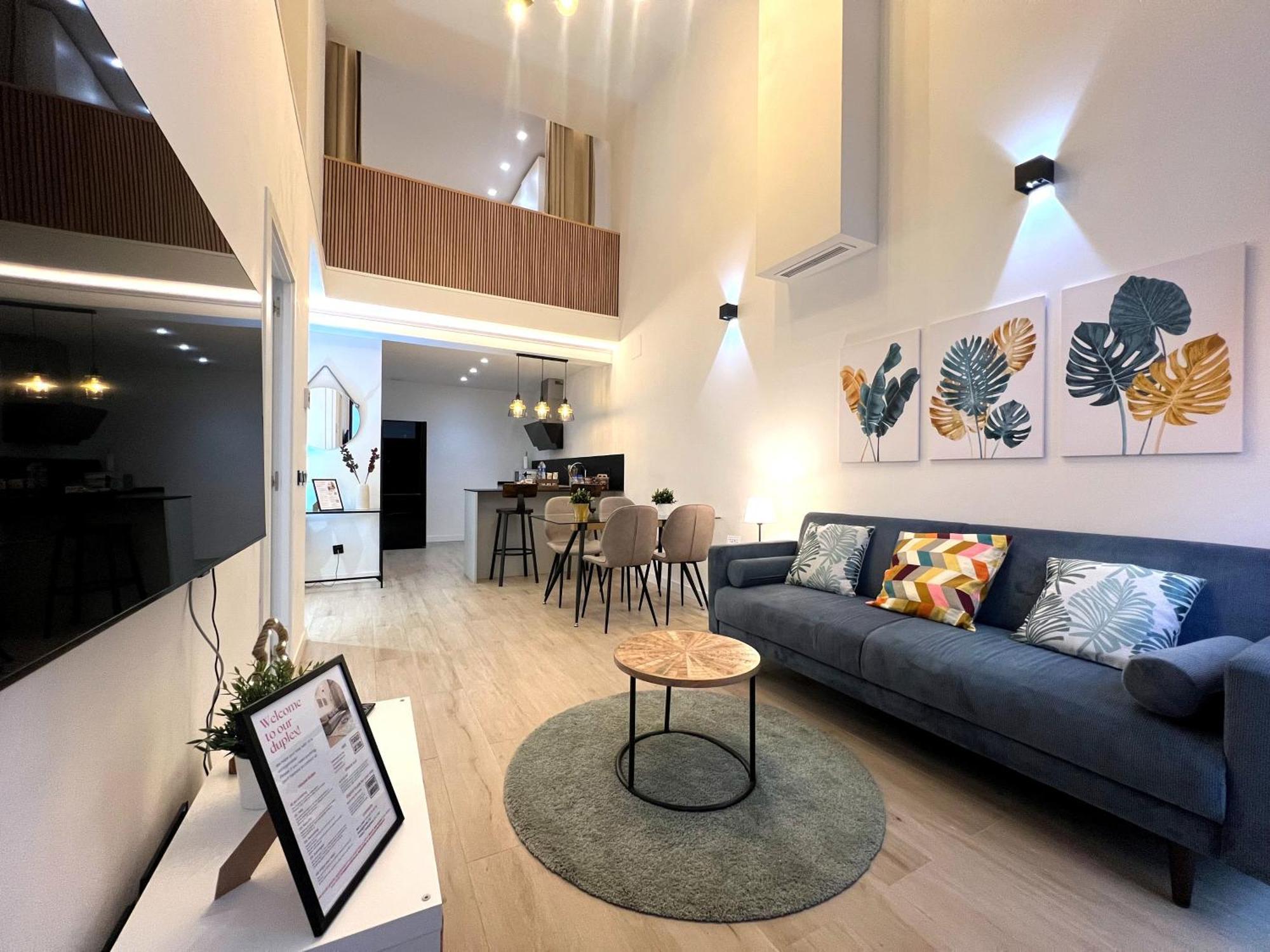 Duplex Moderno Y Acogedor Junto A Atocha Apartment Madrid Exterior photo